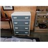 Image 2 : Vintage 4 drawer dresser