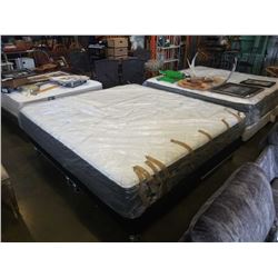 KINGSIZE SEALY FLOOR MODEL ASPIRE POSTUREPEDIC EURO TOP MEDIUM FIRM MATTRESS RETAIL $1600