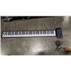 Image 3 : HAND ROLL UP ELECTRIC PIANO