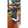 Image 1 : CAST IRON DOG DOOR STOP