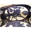 Image 3 : A BLUE AND WHITE GLAZED CHARGER