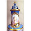Image 2 : A HAND PAINTED PARCEL GILT PORCELAIN VA