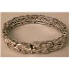 Image 2 : AN 18K WHITE GOLD AND DIAMOND BRACELET