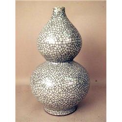 A RAKU GLAZED DOUBLE GOURD VASE