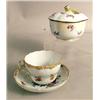 Image 2 : A GROUP OF GERMAN PORCELAIN TABLE ARTIC