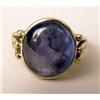 Image 1 : A 14K WHITE GOLD AND SAPPHIRE RING