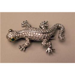 A PLATINUM AND DIAMOND SALAMANDER BROOC