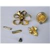 Image 1 : A GROUP OF YELLOW GOLD BROOCHES