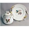 Image 3 : A GROUP OF DECORATIVE PORCELAIN