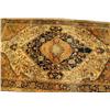 Image 2 : AN ORIENTAL RUG