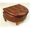 Image 4 : AN OXBLOOD RED LEATHER UPHOLSTERED CLUB