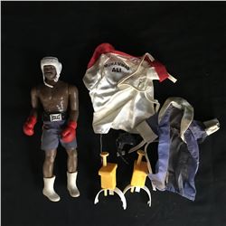 MEGO MUHAMMAD ALI w/ CLOTHING & ACCESSORIES