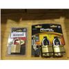Image 1 : Master Lock #4 and #8 Keyed Padlocks Lot of 2