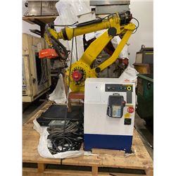 2006 Fanuc M-900iA/350 Robot w/RJ3iC Controller