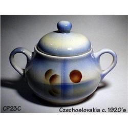 CZECH ART DECO AIRBRUSH POTTERY LIDDED BOWL / #1132451