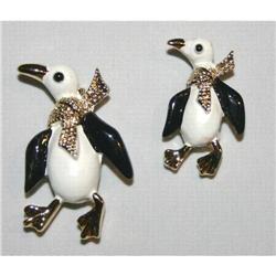 Gerrys Vintage Figural  Penguin Scatter Pins #1132876