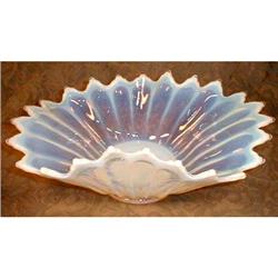Opalsescent ART Glass BOWL Ribbed ANTIQUE #1133771
