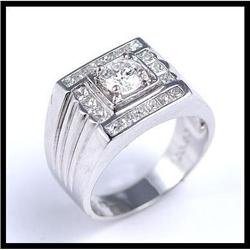 MANS 18K WHITE GOLD DIAMOND RING #1133823