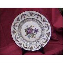 A PAIR OF MAGNIFICENT DINNER PLATES #1133855