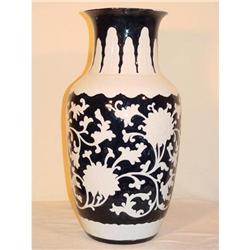  porcelain vase  #1151630