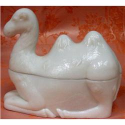 CAMEL MILK GLASS CONTAINER #1168399