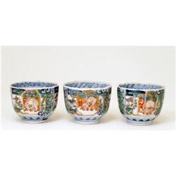 3 Old Japanese Imari Cup w Elephant   #1168956