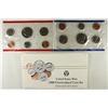 Image 1 : 1988 US MINT SET (UNC) P/D (WITH ENVELOPE)