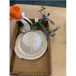 Jello mold bowl / apple corer/ grinder