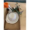 Image 1 : Jello mold bowl / apple corer/ grinder