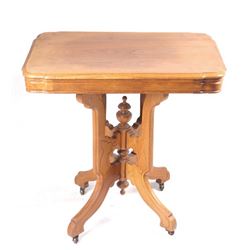 Victorian Eastlake Oak Parlor Table C Early 1900's