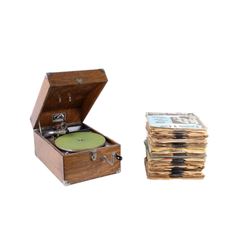 Victor VV-50 Orthophonic Vicrola Record Player