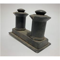 Titanic (1997) - Prop Miniature Bollards