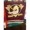 Image 1 : 30x50 inch NHL BANNER - MIGHTY DUCKS