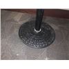 Image 2 : Single Pedestal 34 inch restaurant table