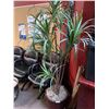 Image 1 : Artificual Palm Tree 5 foot