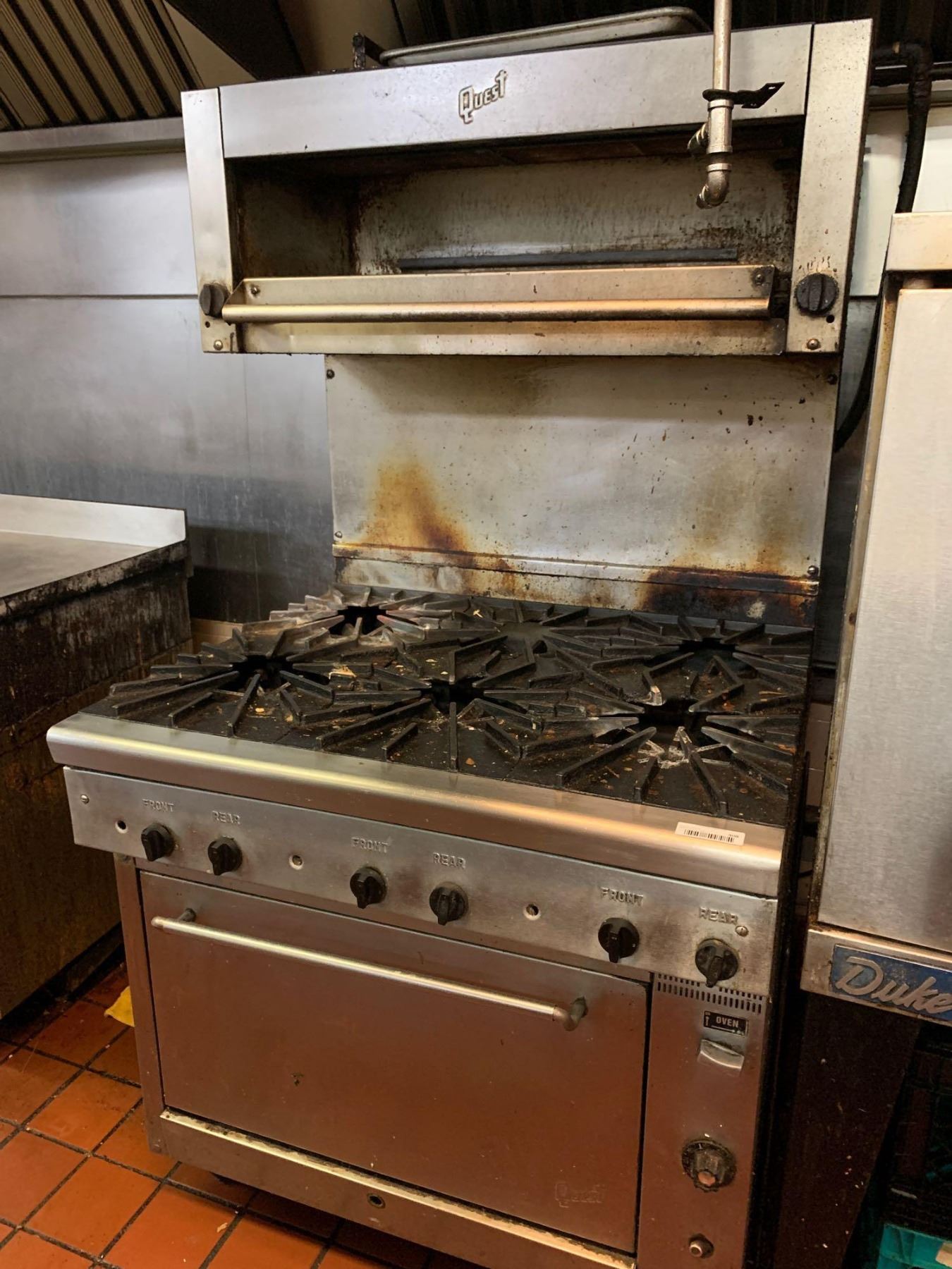 Quest Commercial Gas 6 burner range and oven includes quest Salamander