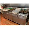 Image 1 : Quest 5 bank gas deep fry system . includes baskets. buyer must drain oil responsibly. â€‹â€‹â€‹â€‹â
