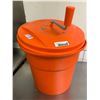 Image 1 : Commercial salad spinner