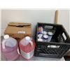 Image 1 : Lot of assorted cleaning supplies