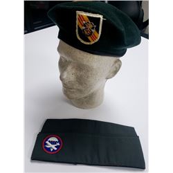 Vietnam Era 5th Special Forces Airborne Beret & Ca