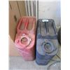 Image 1 : 2 Metal Gas Cans