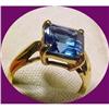 Image 1 : 14K Gold Ring with Square Blue Topaz sz 5 #1131666