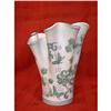 Image 1 : Ruffled Vase #1186338