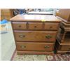 Image 1 : Baronet 3 Drawer Maple Chest