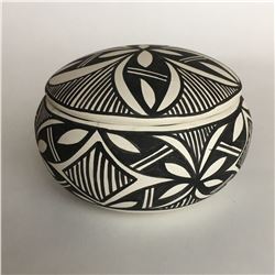 Acoma Line Ceramic