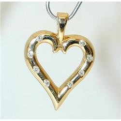 6726 14K Gold Pendant w/Diamond