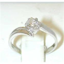 7207 14KW Gold Ring w/ Diamond
