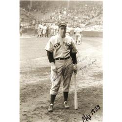 Joe DiMaggio Vintage Signed Photograph PSA/DNA 