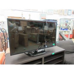 42" LG TV with Remote  - Model LN5700