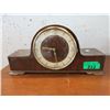 Image 1 : Vintage German Petite Mantle Clock